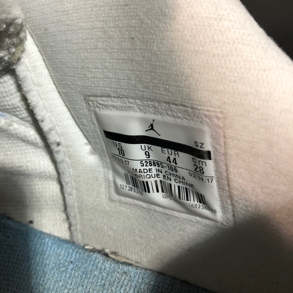 AIR JORDAN 11 LOW “UNIVERSITY BLUE” - Picture 9 of 10